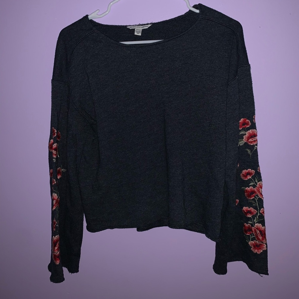 American Eagle sweatshirt